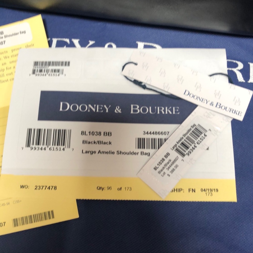Dooney & Bourke - Picture 5 of 11